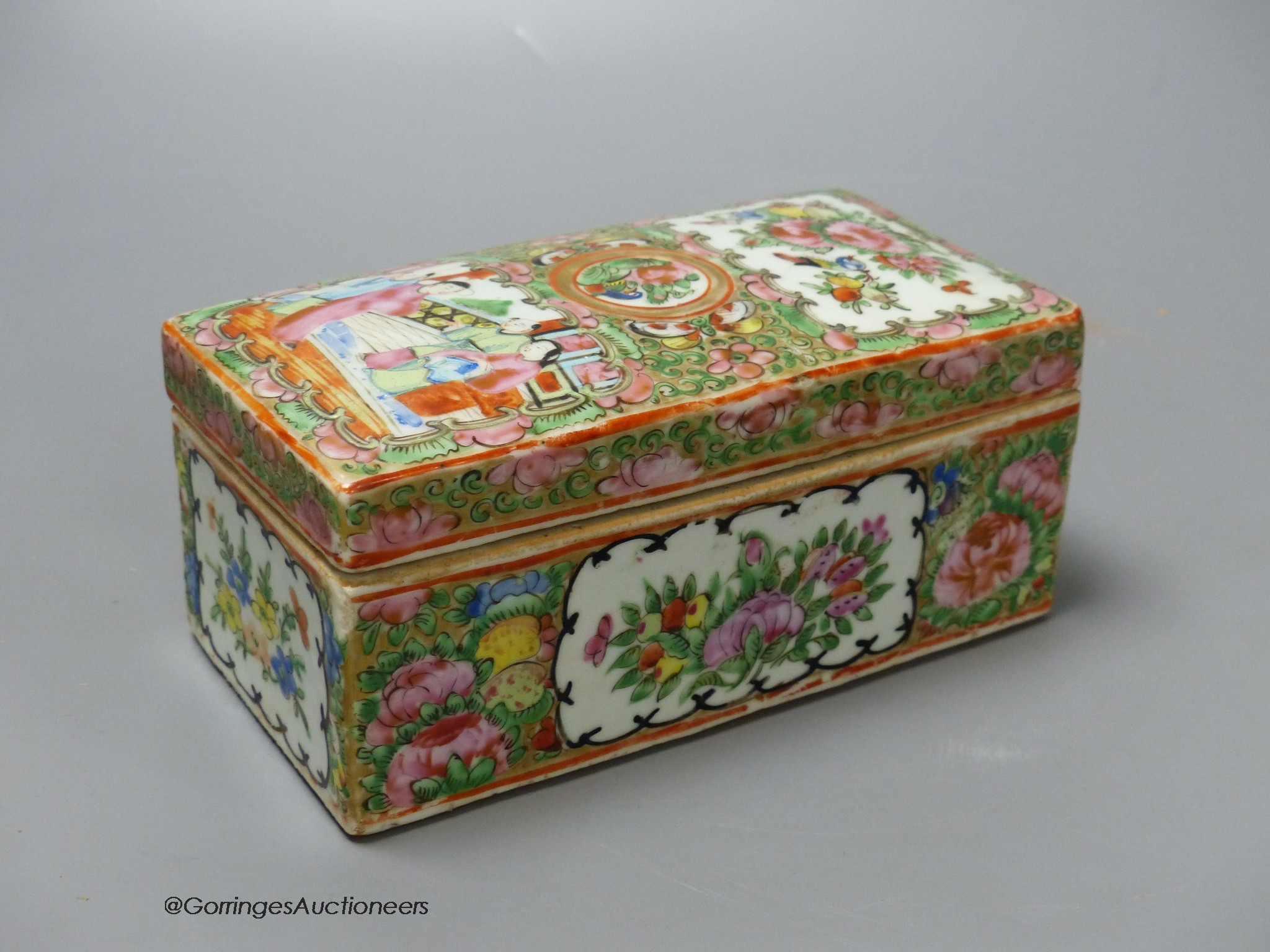 A Chinese famille rose pen box and cover, c.1900, 18cm wide